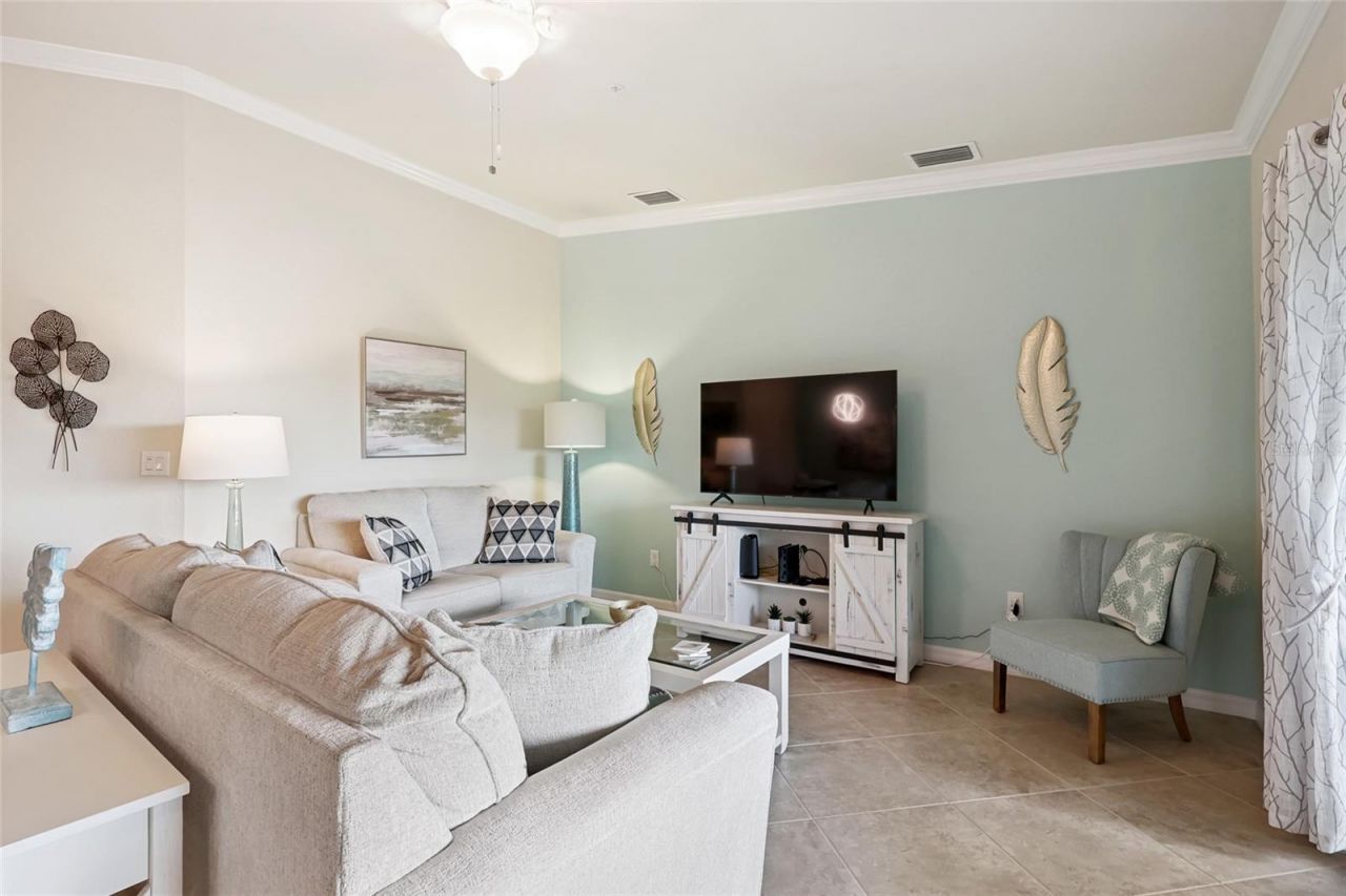 5528 Palmer Circle, Unit 203, Bradenton, FL 34211 Photo