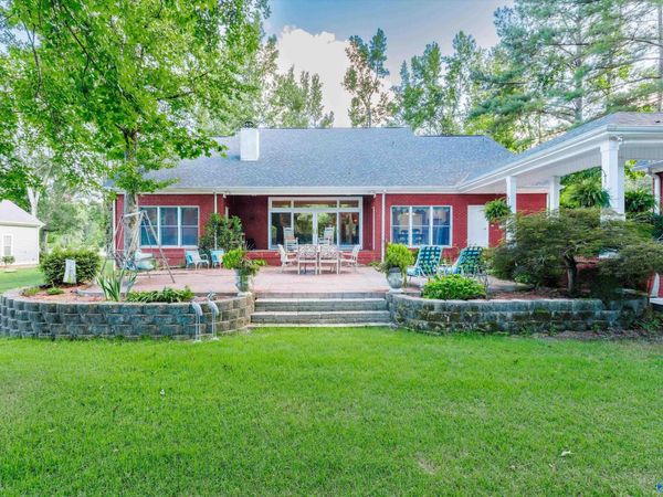 291 Dug Hill Road, Huntsville, AL 35741