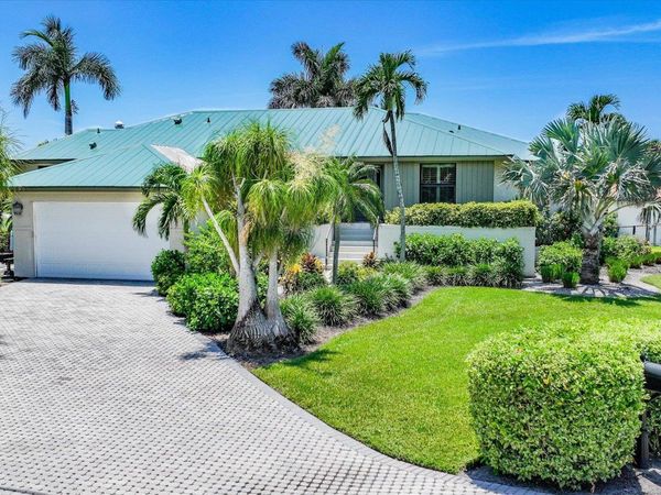 1286 Par View Dr, Sanibel, FL 33957