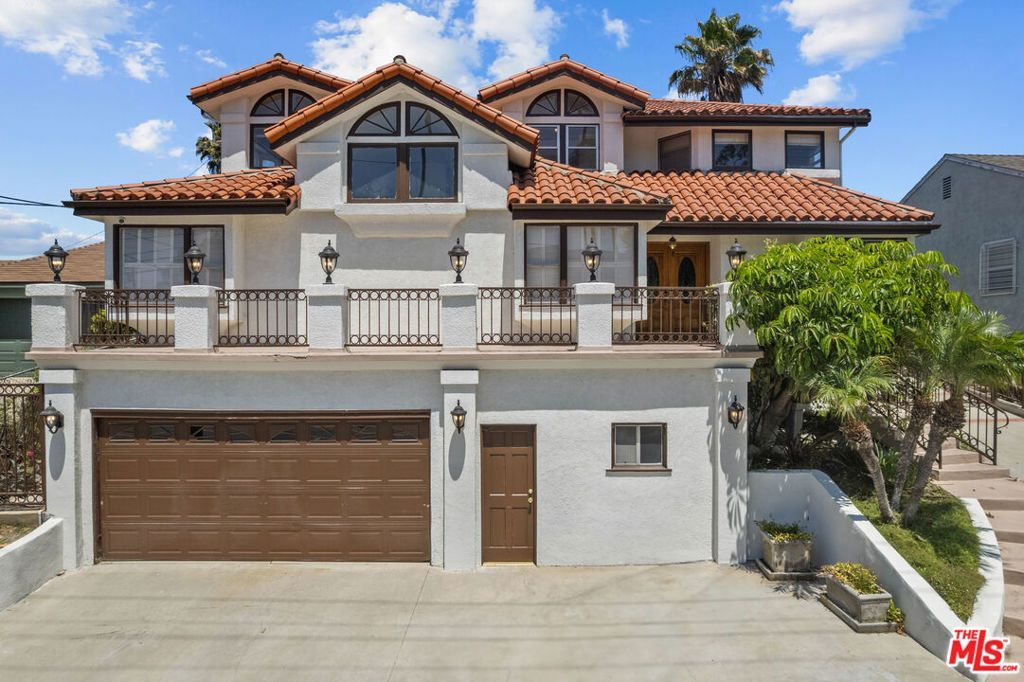 5317 Angeles Vista Boulevard, View Park, CA 90043 Main Photo