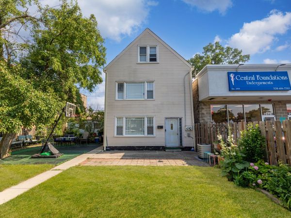 7011 Roosevelt Road, Berwyn, IL 60402