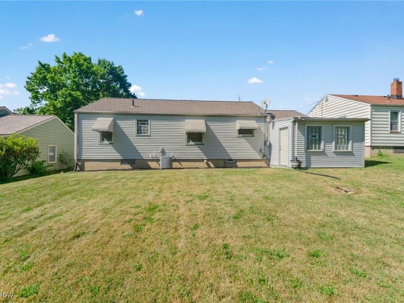 445 Powers Avenue, Girard, OH 44420 Photo 20