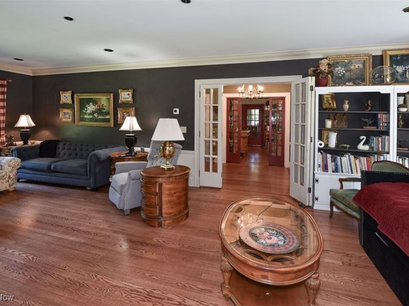 382 Bassett Road, Bay Village, OH 44140 Photo 4