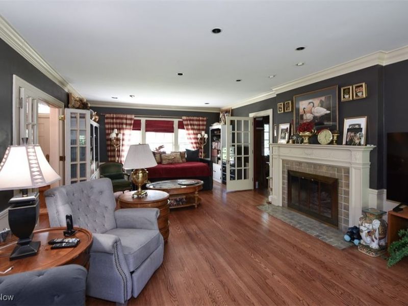 382 Bassett Road, Bay Village, OH 44140 Photo 5