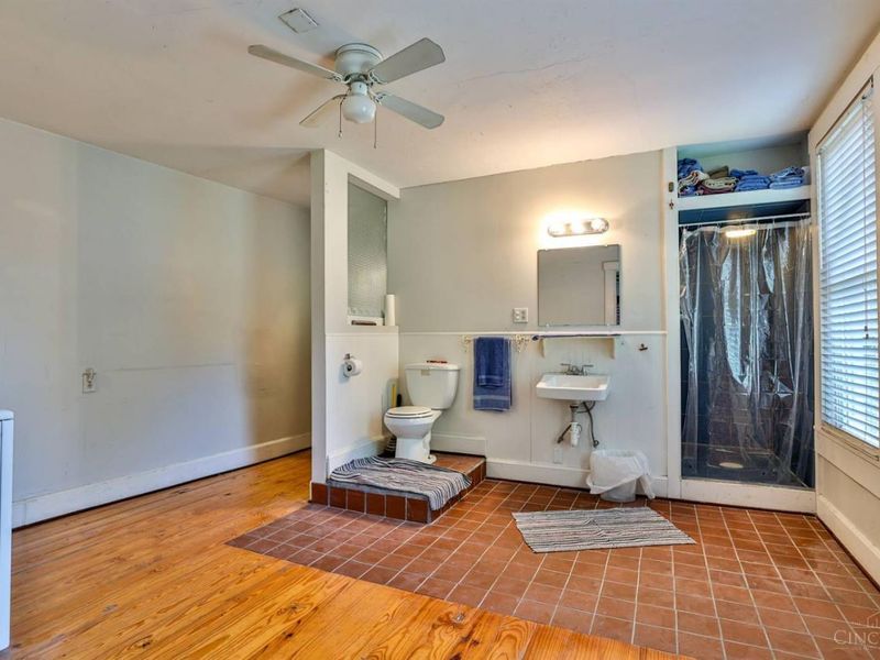 4034 Colerain Avenue, Cincinnati, OH 45223 Photo 22