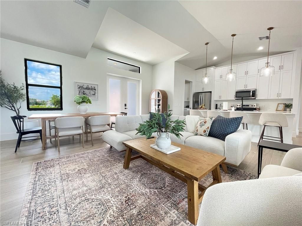 237 3rd St, Bonita Springs, FL 34134 Photo