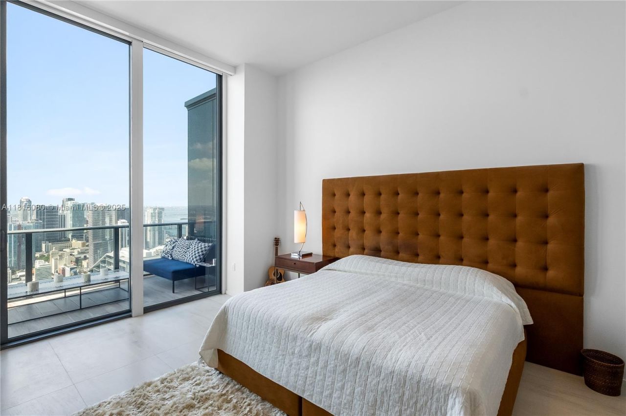 801 S Miami Ave, Unit PH5801, Miami, FL 33130 Photo