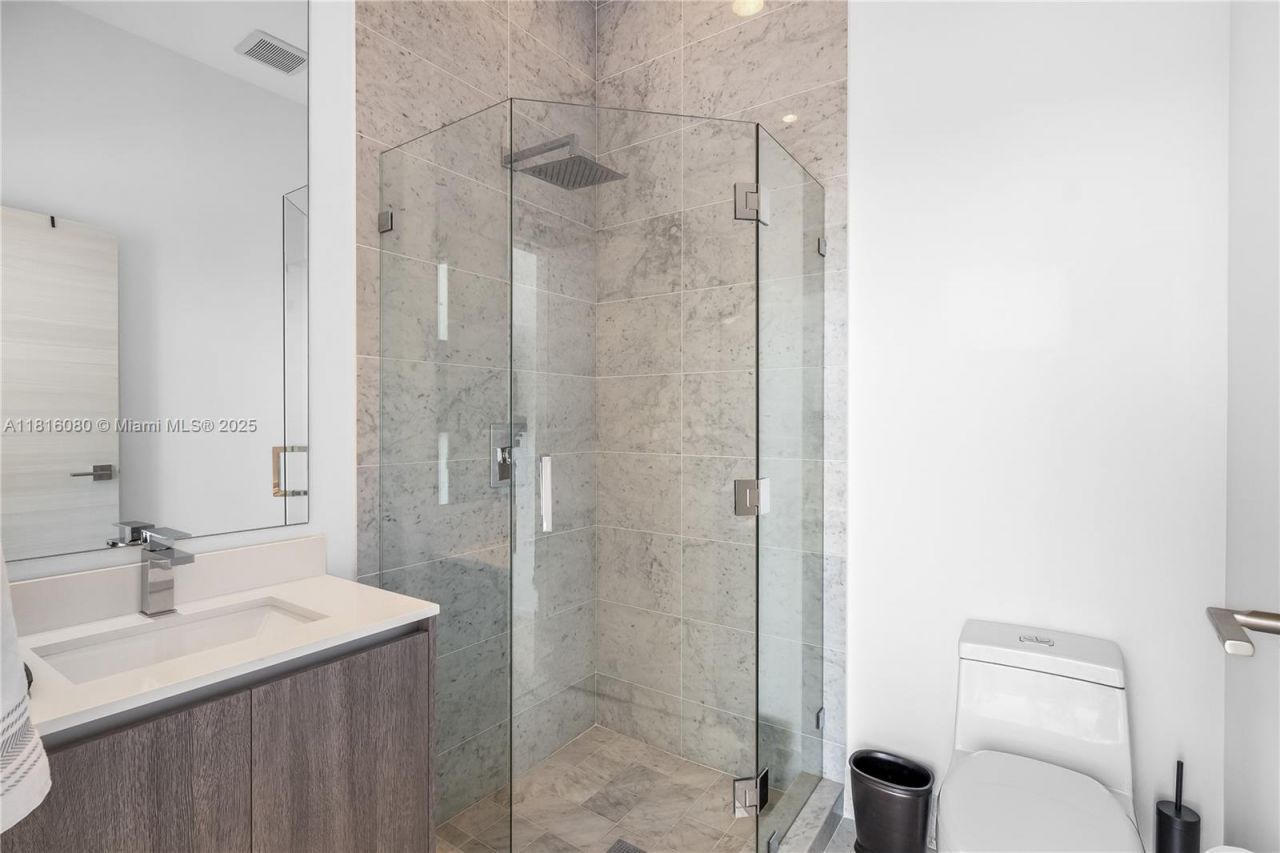 801 S Miami Ave, Unit PH5801, Miami, FL 33130 Photo