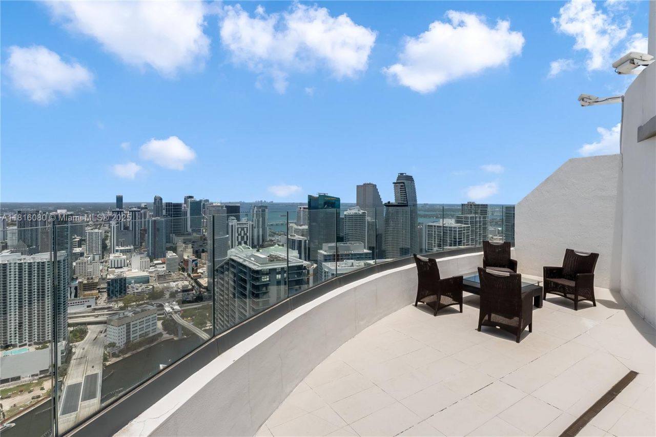 801 S Miami Ave, Unit PH5801, Miami, FL 33130 Photo