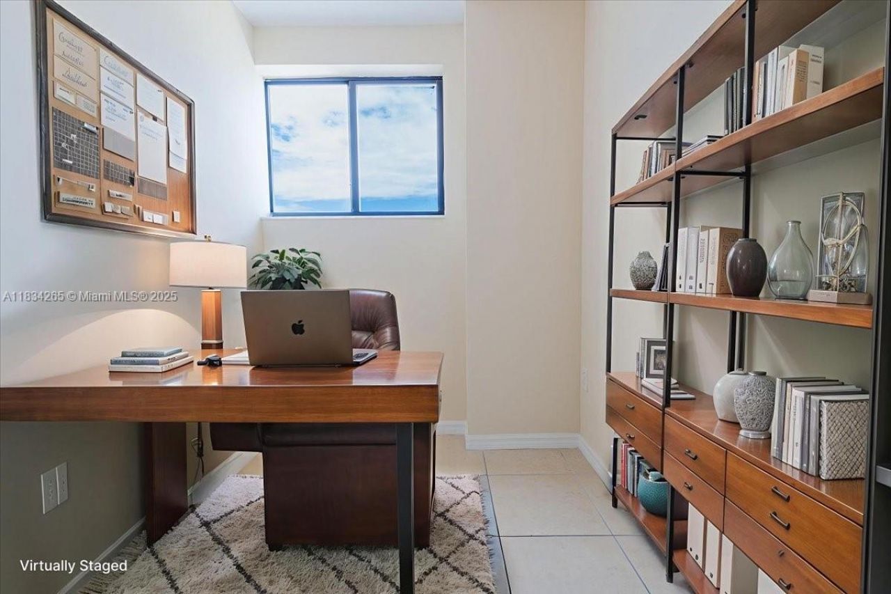 4242 NW 2 St, Unit 1601, Miami, FL 33126 Photo