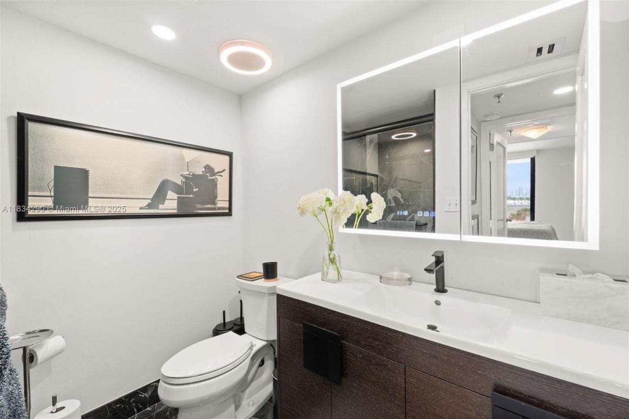 9 Island Ave, Unit 406, Miami Beach, FL 33139 Photo