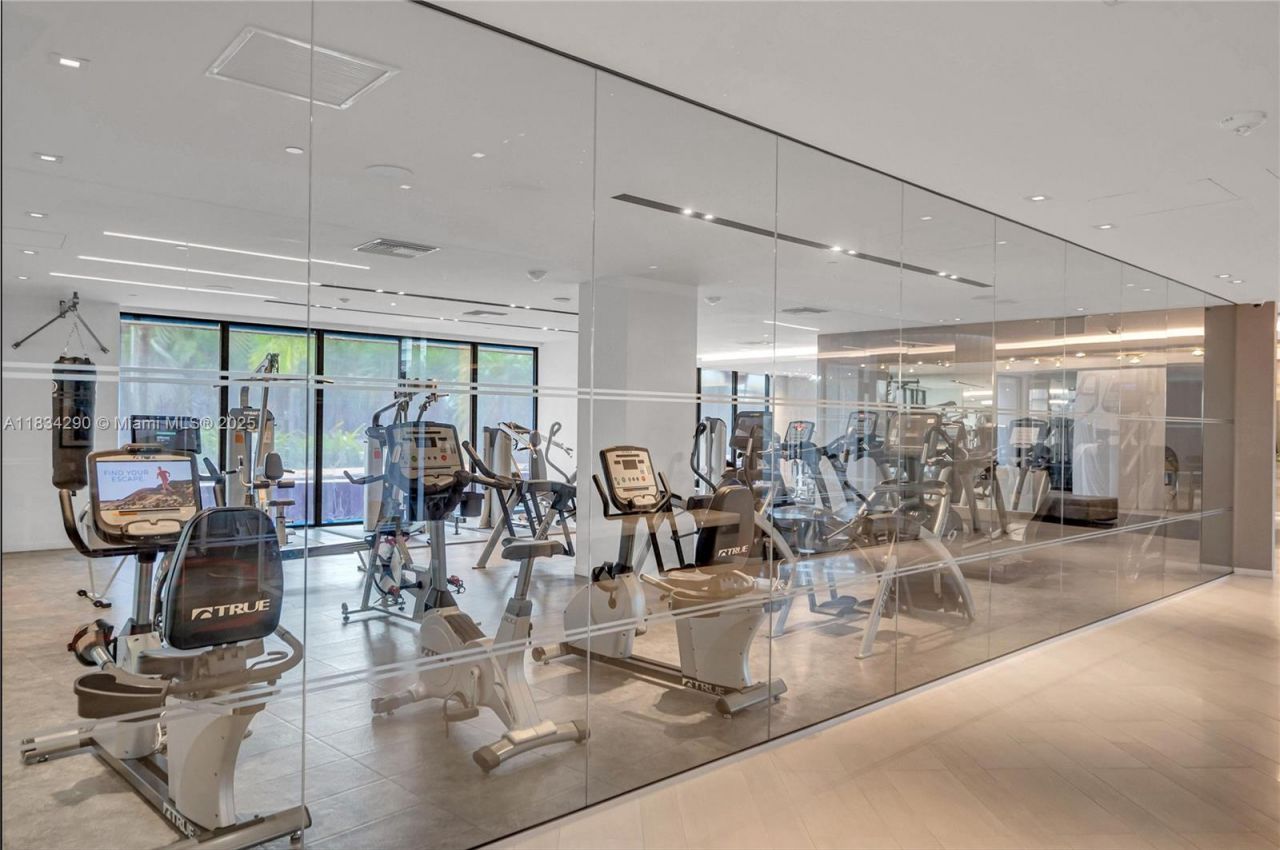 9 Island Ave, Unit 406, Miami Beach, FL 33139 Photo