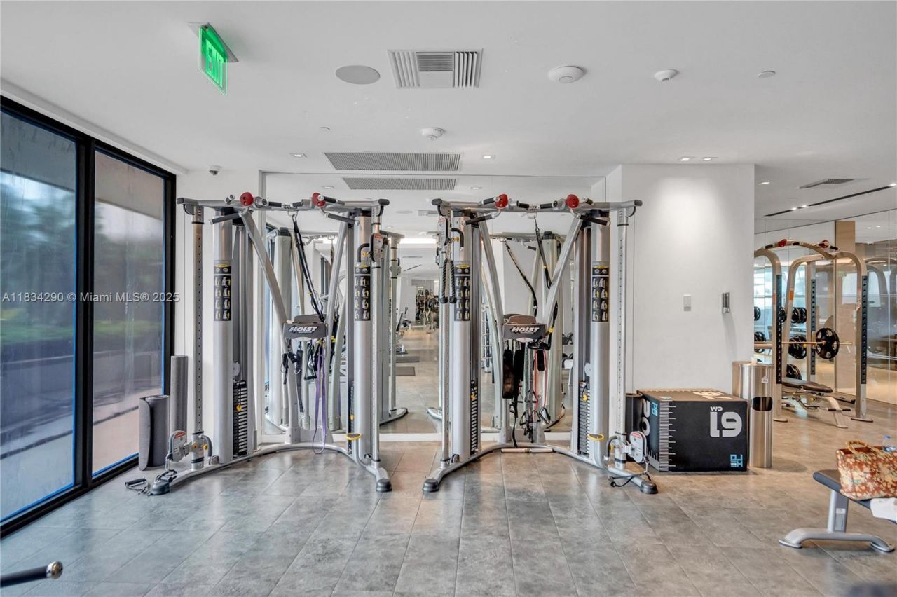 9 Island Ave, Unit 406, Miami Beach, FL 33139 Photo