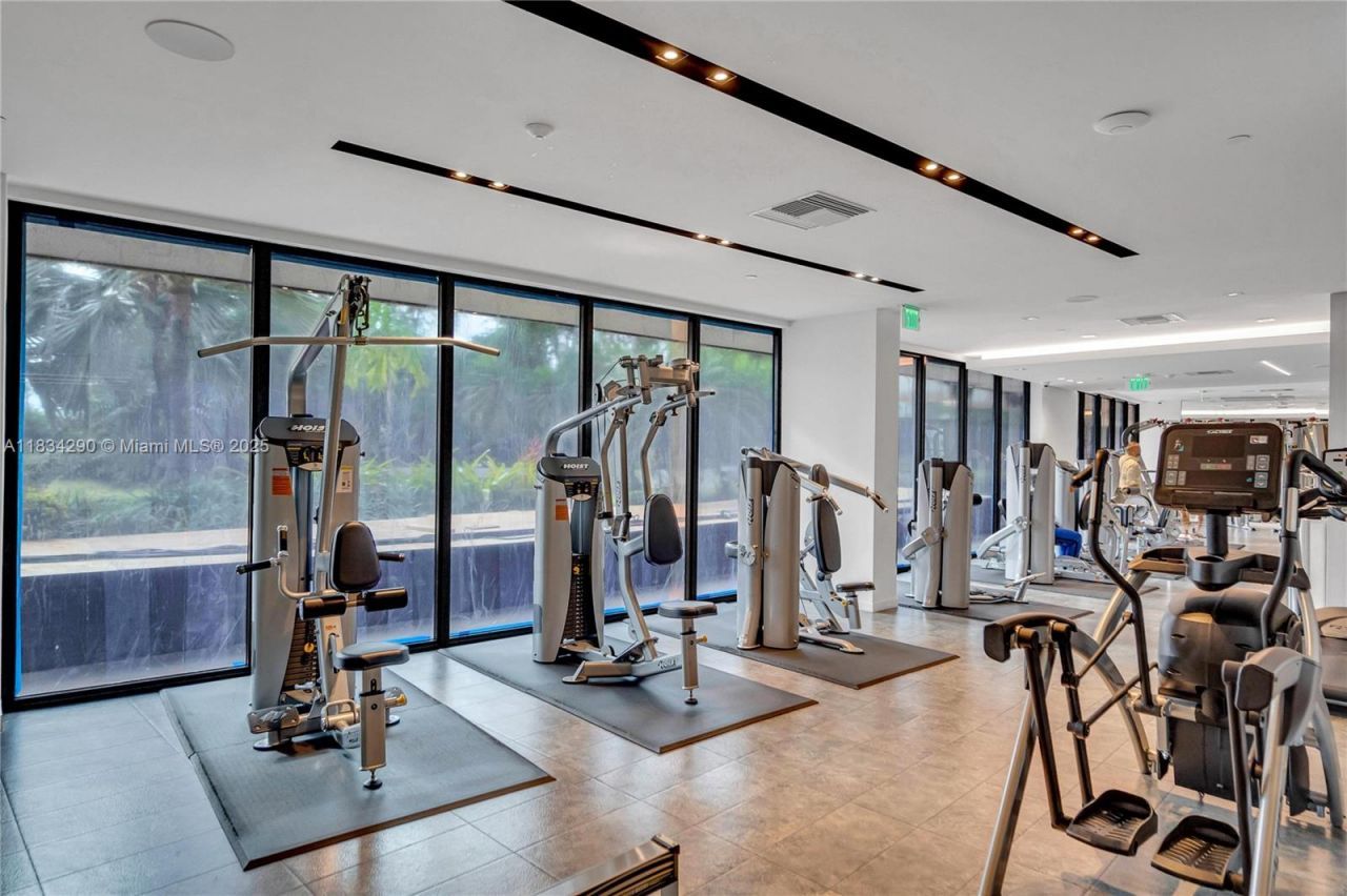 9 Island Ave, Unit 406, Miami Beach, FL 33139 Photo