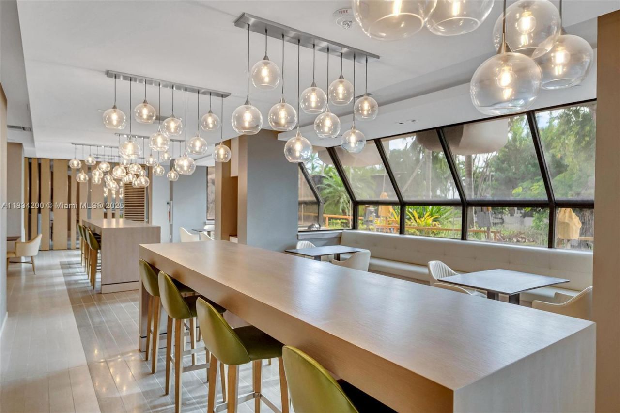 9 Island Ave, Unit 406, Miami Beach, FL 33139 Photo