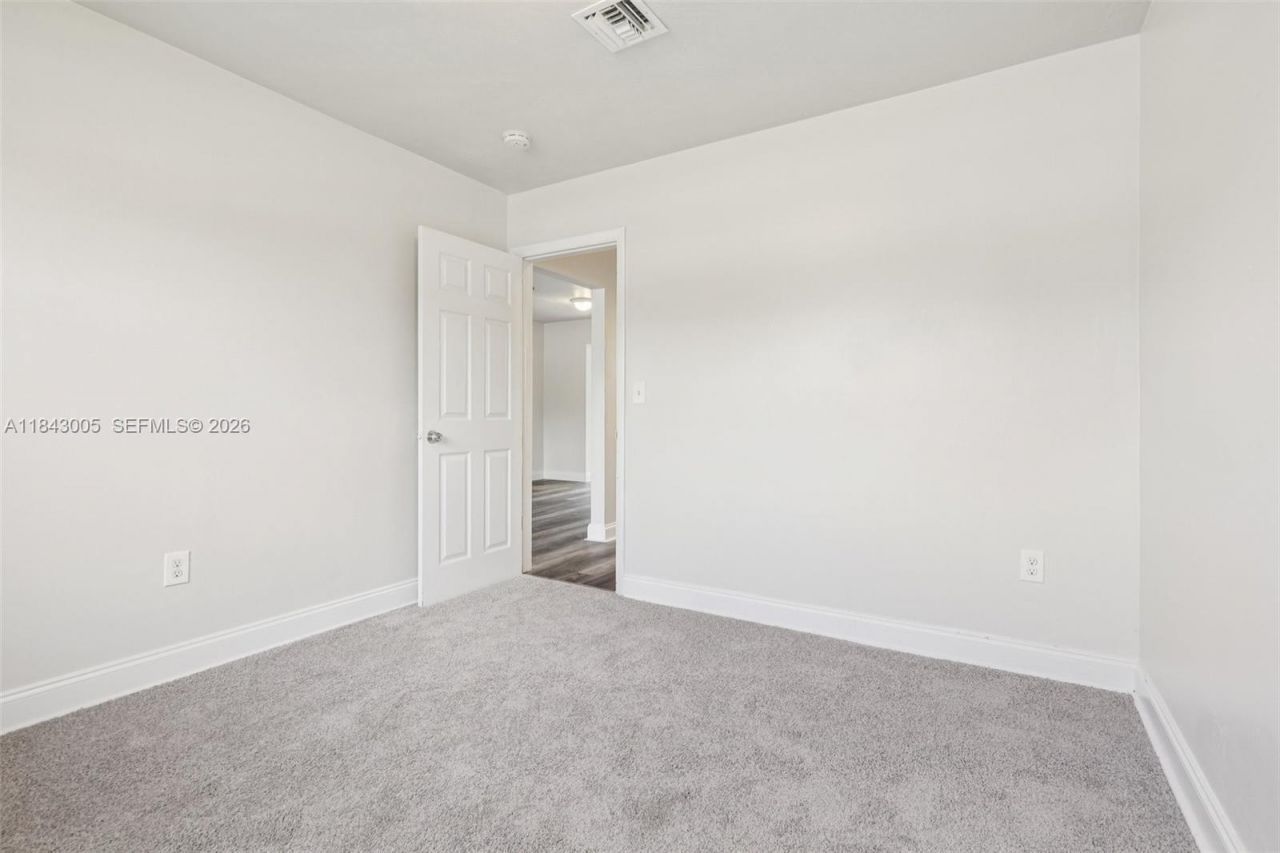 18025 NW 6th Ave, Miami Gardens, FL 33169 Photo