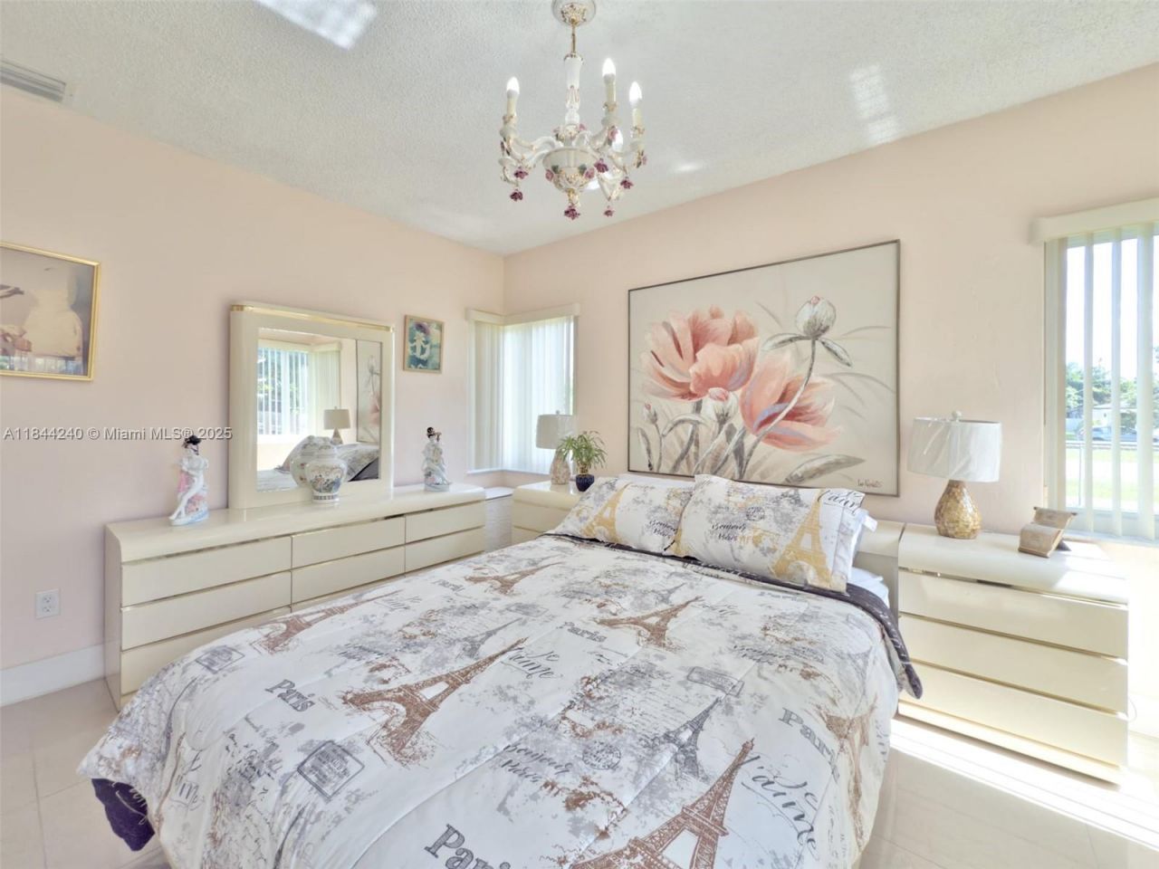 6290 SW 37th St, Miami, FL 33155 Photo