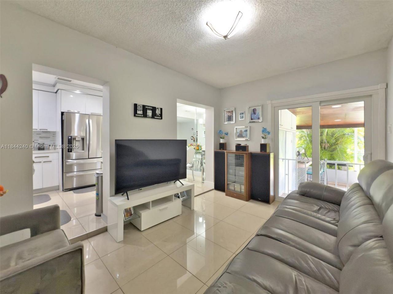 6290 SW 37th St, Miami, FL 33155 Photo