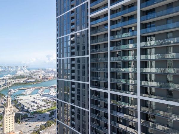 601 NE 1st Av, Unit 4402, Miami, FL 33132