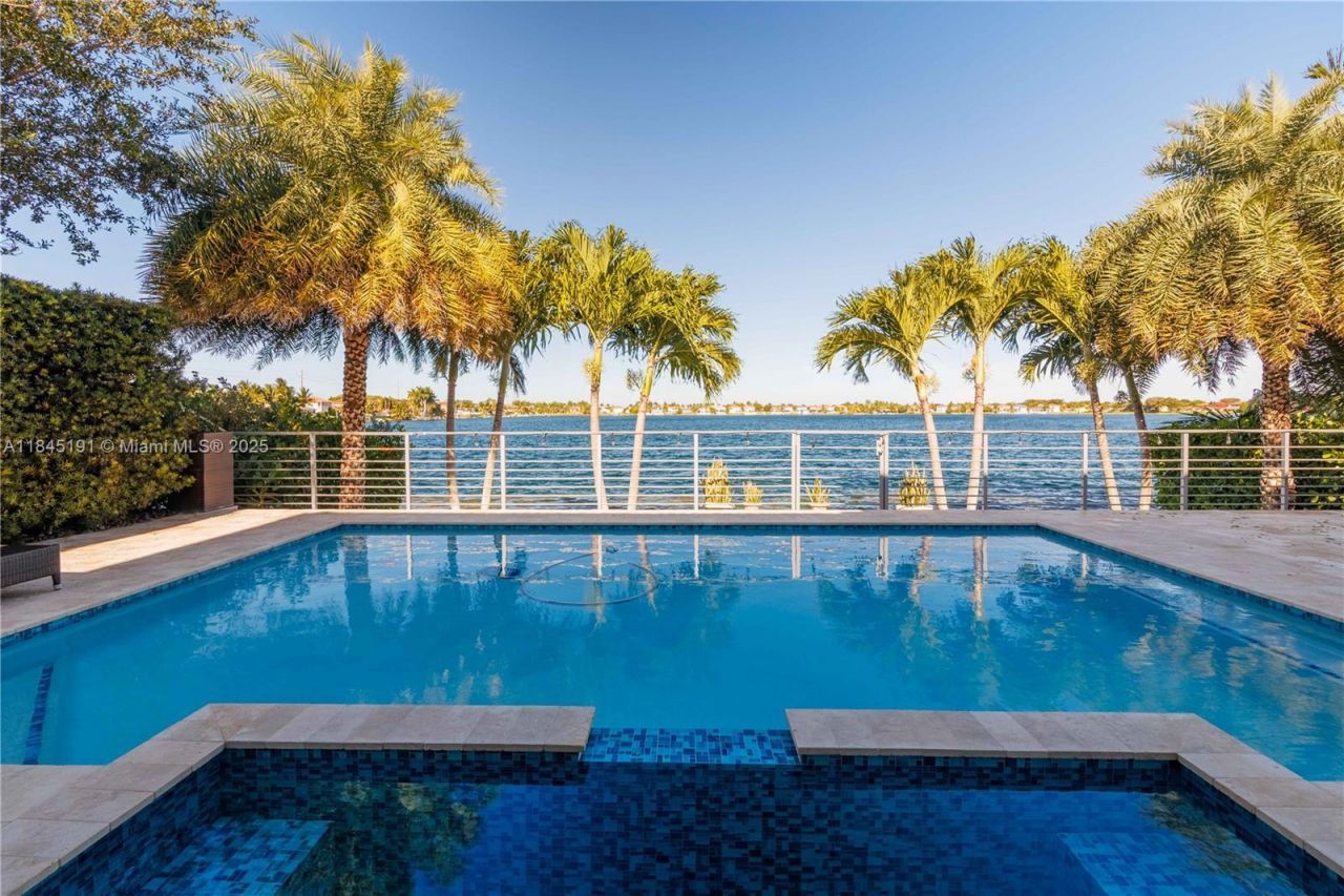 13731 SW 136th Pl, Miami, FL 33186 Photo