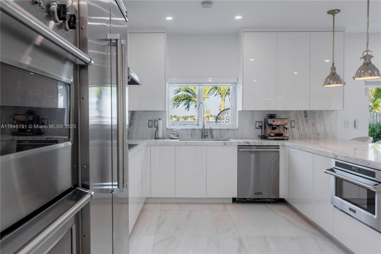 13731 SW 136th Pl, Miami, FL 33186 Photo