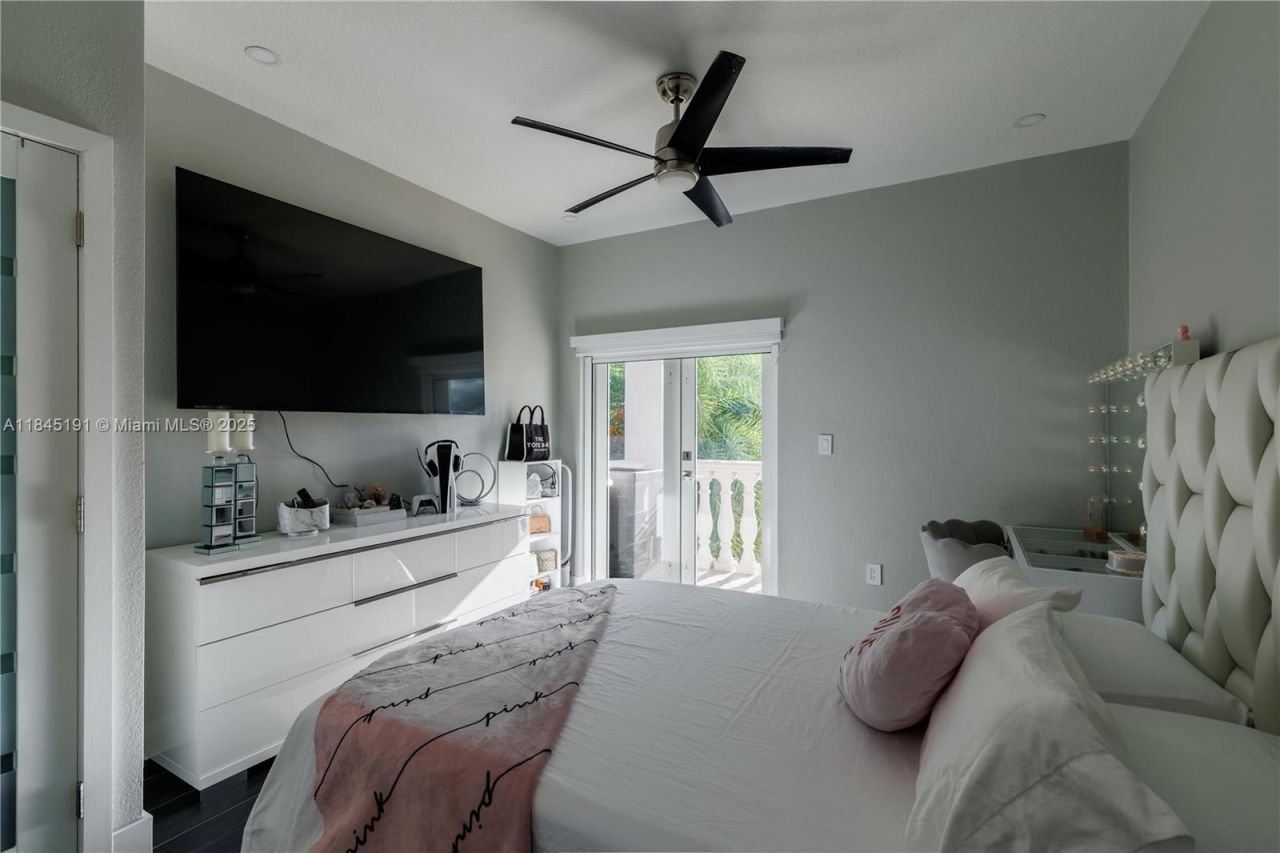 13731 SW 136th Pl, Miami, FL 33186 Photo