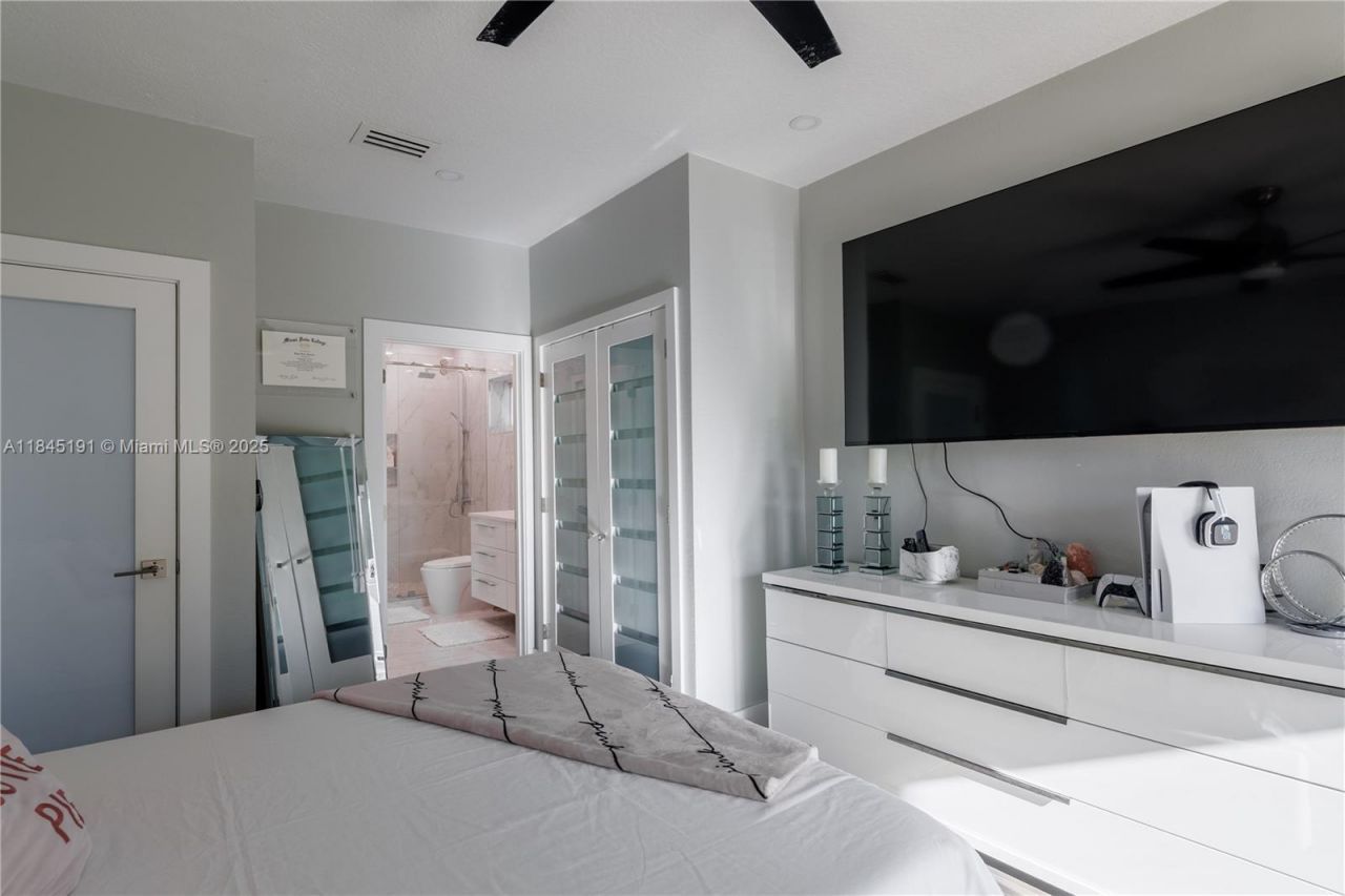 13731 SW 136th Pl, Miami, FL 33186 Photo