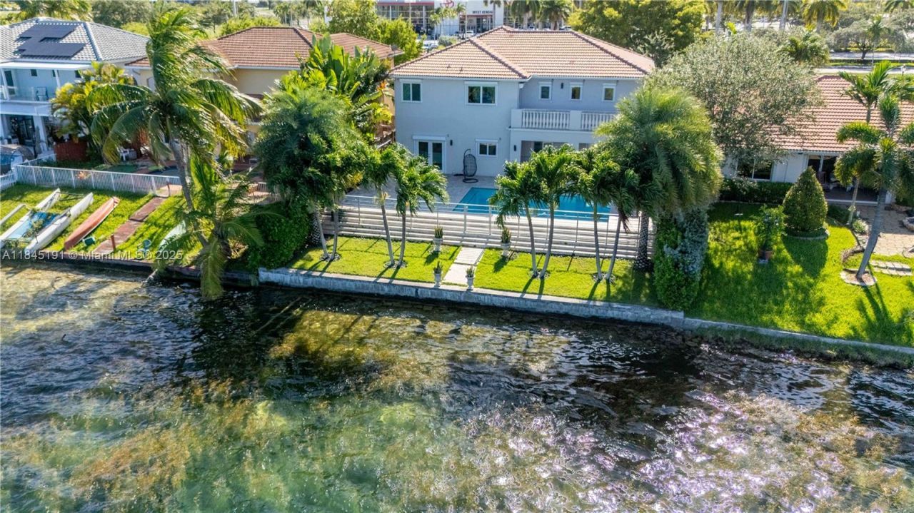 13731 SW 136th Pl, Miami, FL 33186 Photo