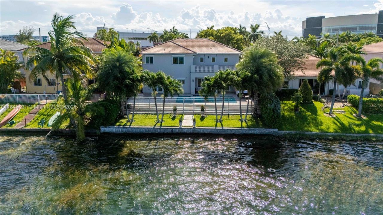 13731 SW 136th Pl, Miami, FL 33186 Photo