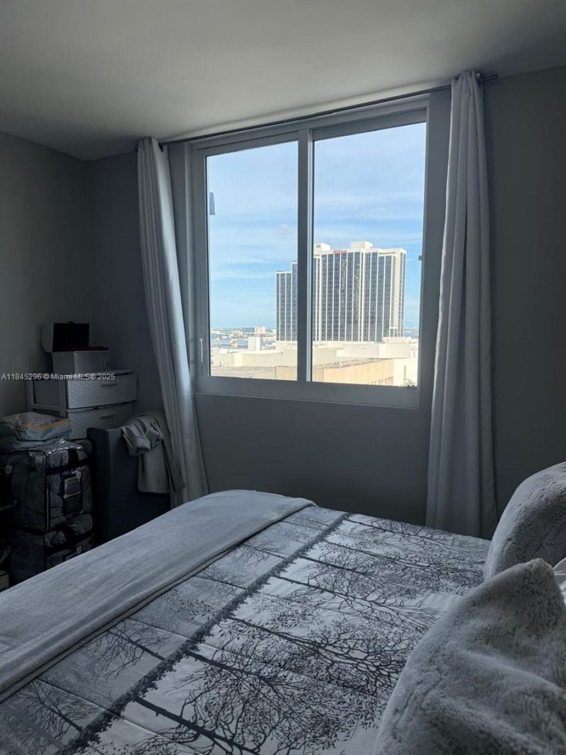 275 NE 18th St, Unit 1405, Miami, FL 33132 Photo