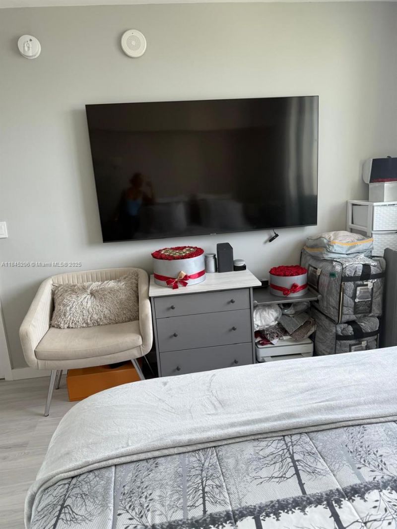 275 NE 18th St, Unit 1405, Miami, FL 33132 Photo