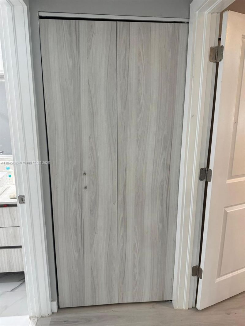 275 NE 18th St, Unit 1405, Miami, FL 33132 Photo