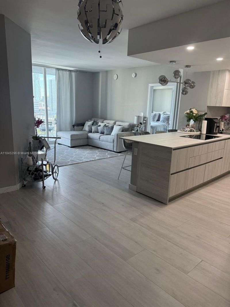 275 NE 18th St, Unit 1405, Miami, FL 33132 Photo