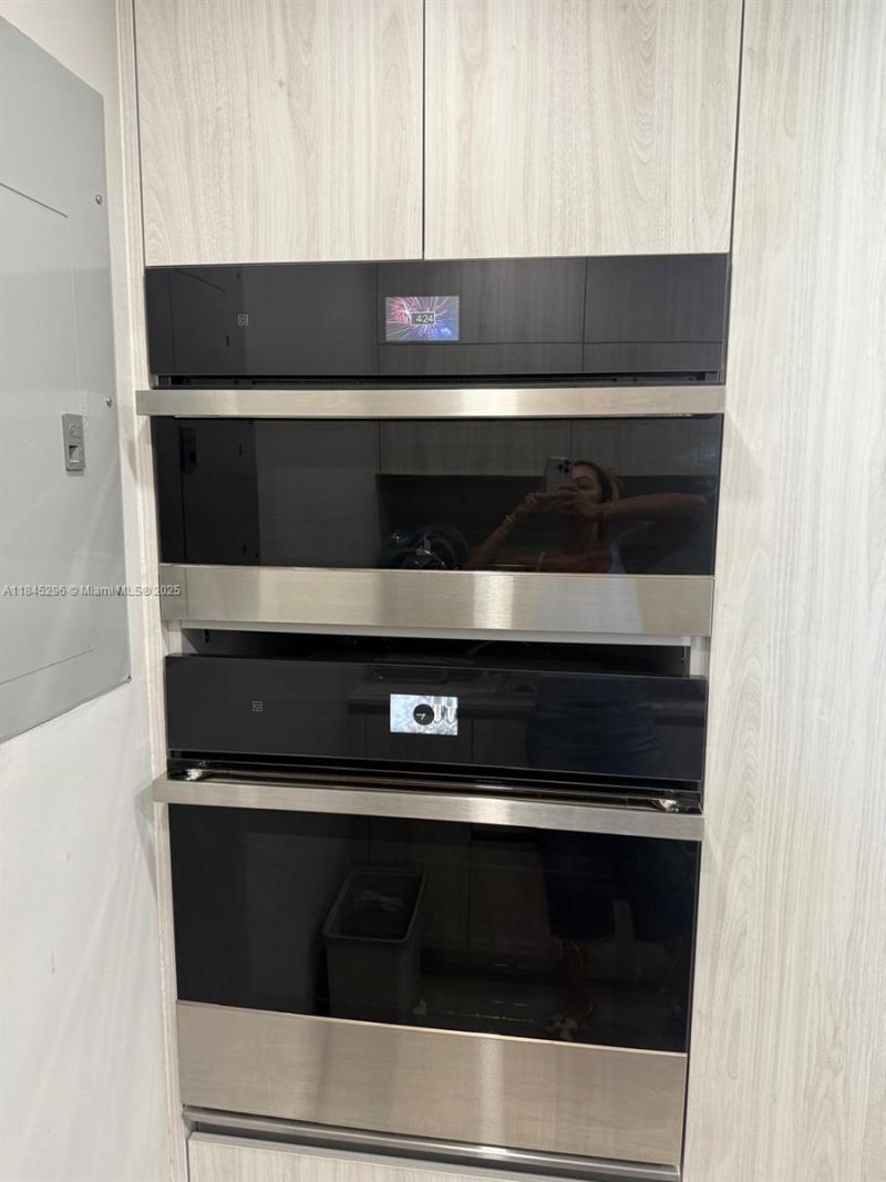 275 NE 18th St, Unit 1405, Miami, FL 33132 Photo