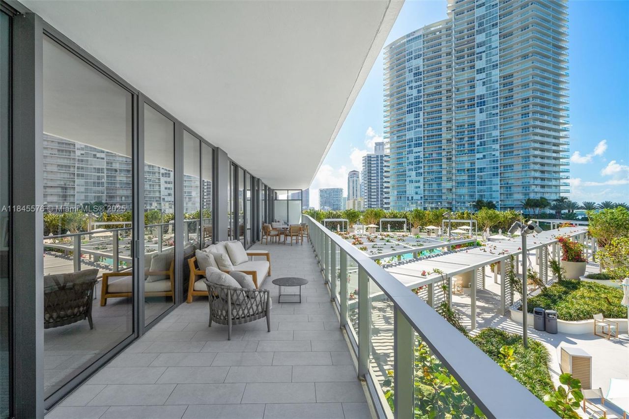 500 Alton Rd, Unit 803, Miami Beach, FL 33139 Photo