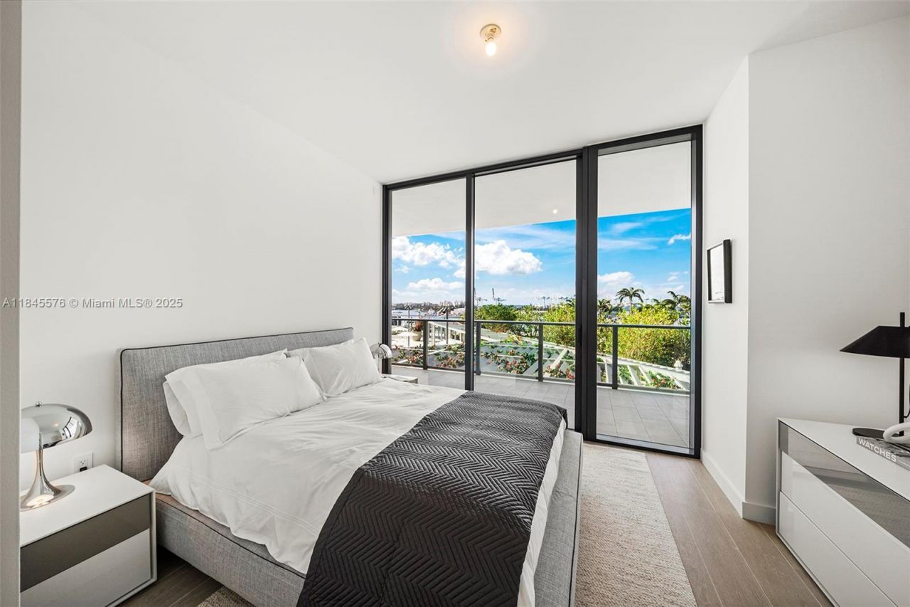 500 Alton Rd, Unit 803, Miami Beach, FL 33139 Photo