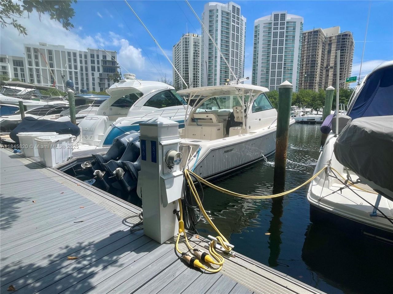 3575 Mystic Pointe Dr, Slip 87, Aventura, FL 33180 Photo