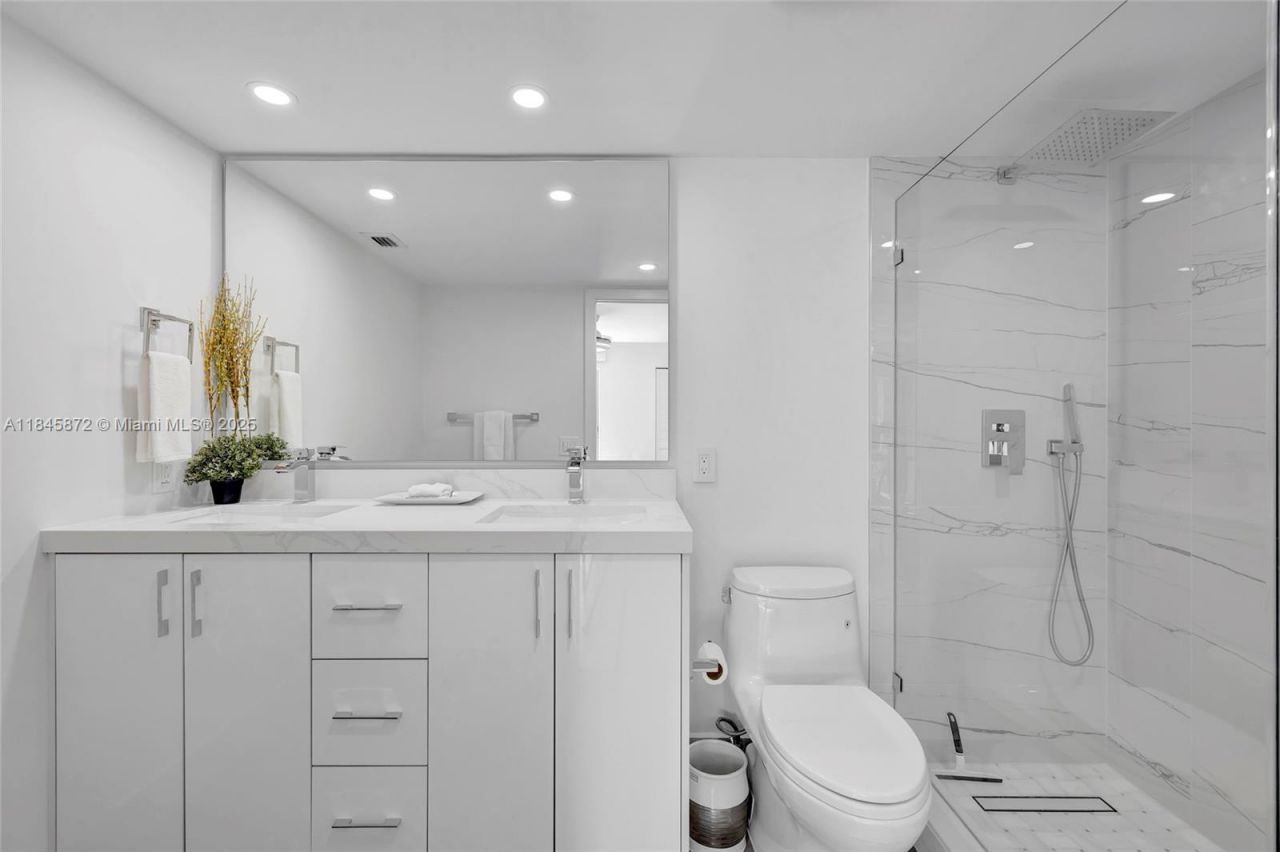 2101 Lucaya Bnd, Unit E3, Coconut Creek, FL 33066 Photo