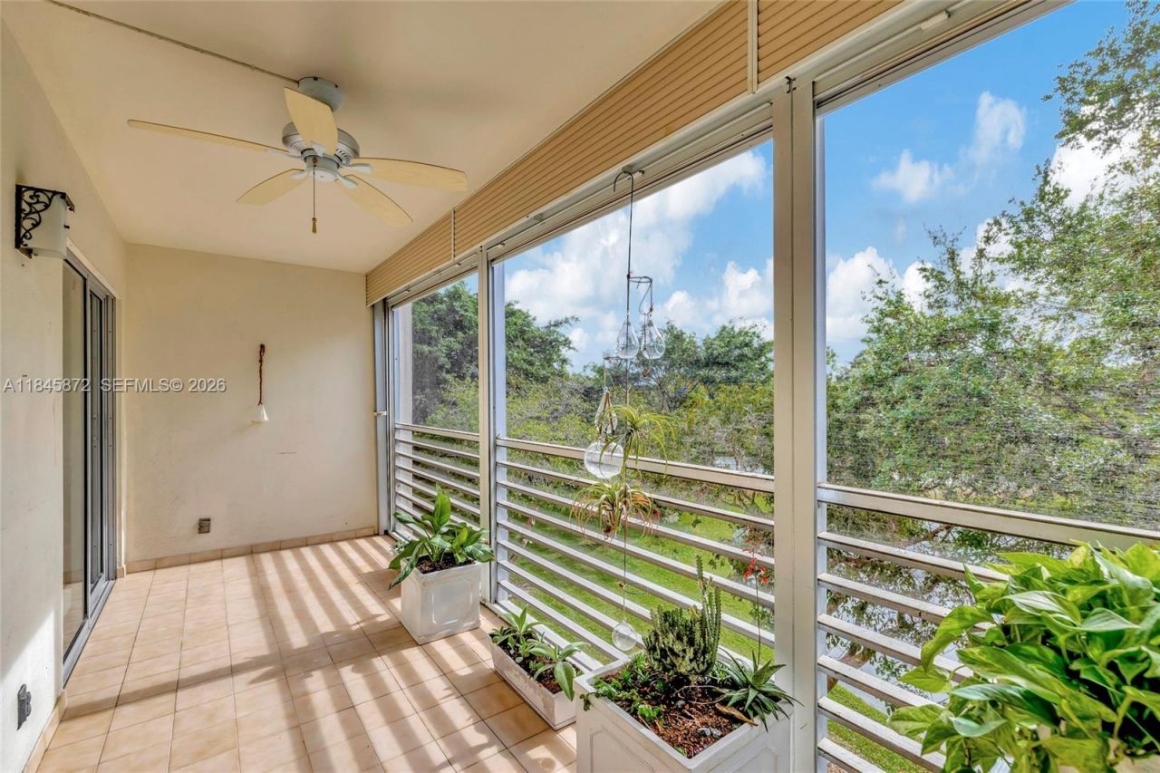 2101 Lucaya Bnd, Unit E3, Coconut Creek, FL 33066 Photo