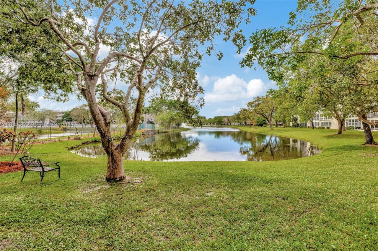 2101 Lucaya Bnd, Unit E3, Coconut Creek, FL 33066 Photo