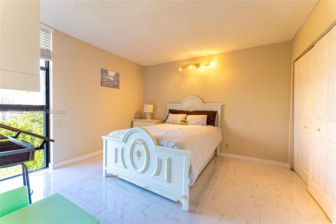 20225 NE 34th Ct, Unit 818, Aventura, FL 33180 Photo