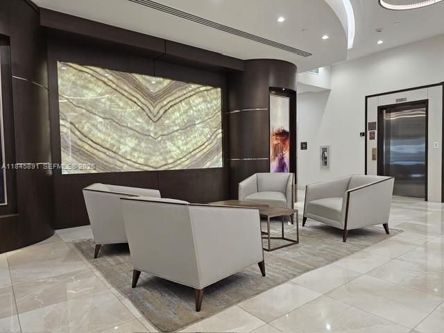 20225 NE 34th Ct, Unit 818, Aventura, FL 33180 Photo