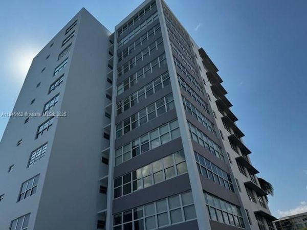 9100 W Bay Harbor Dr, Unit 7A, Bay Harbor Islands, FL 33154