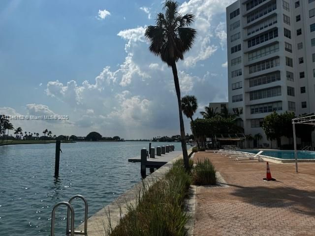 9100 W Bay Harbor Dr, Unit 7A, Bay Harbor Islands, FL 33154 Photo