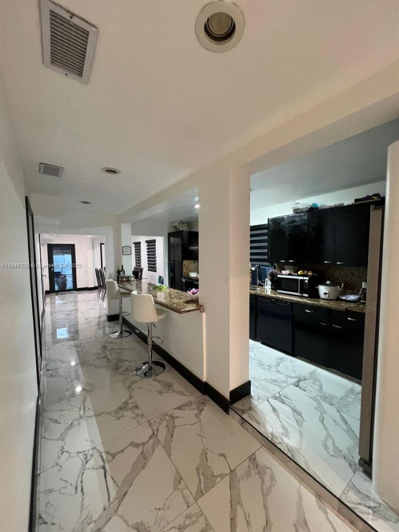 2920 SW 69th Ave, Miami, FL 33155 Photo