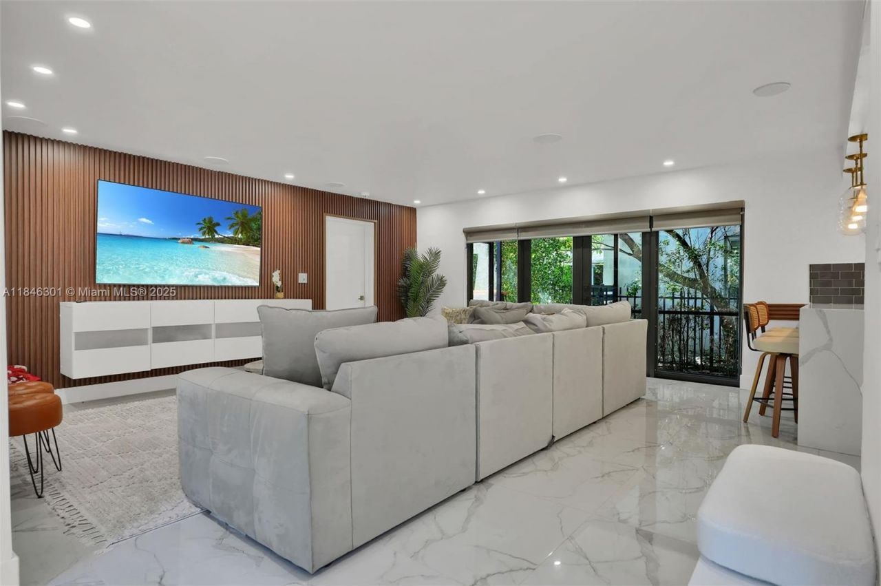 1501 Algardi Ave, Coral Gables, FL 33146 Photo