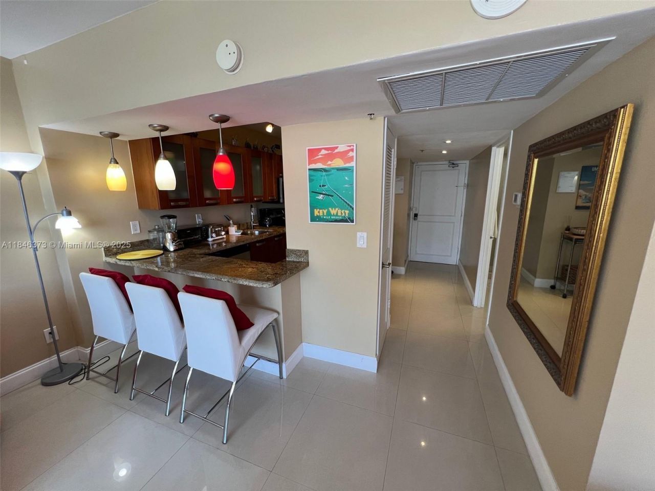 100 Lincoln Rd, Unit 1226, Miami Beach, FL 33139 Photo