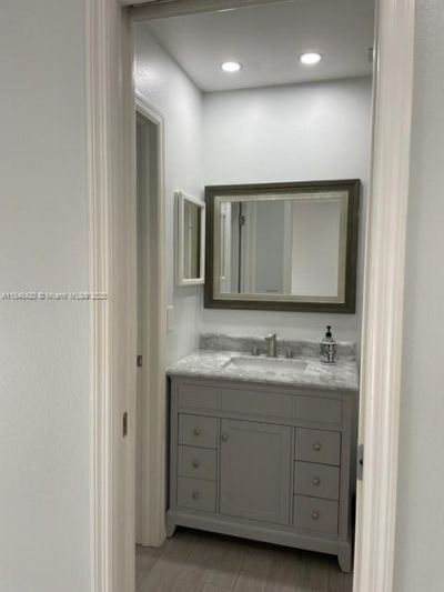 6396 Royal Woods Dr, Fort Myers, FL 33908 Photo