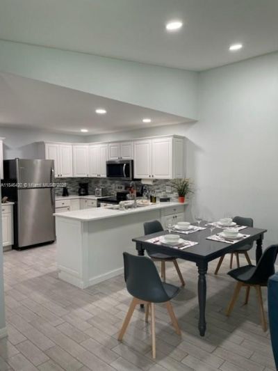 6396 Royal Woods Dr, Fort Myers, FL 33908 Photo