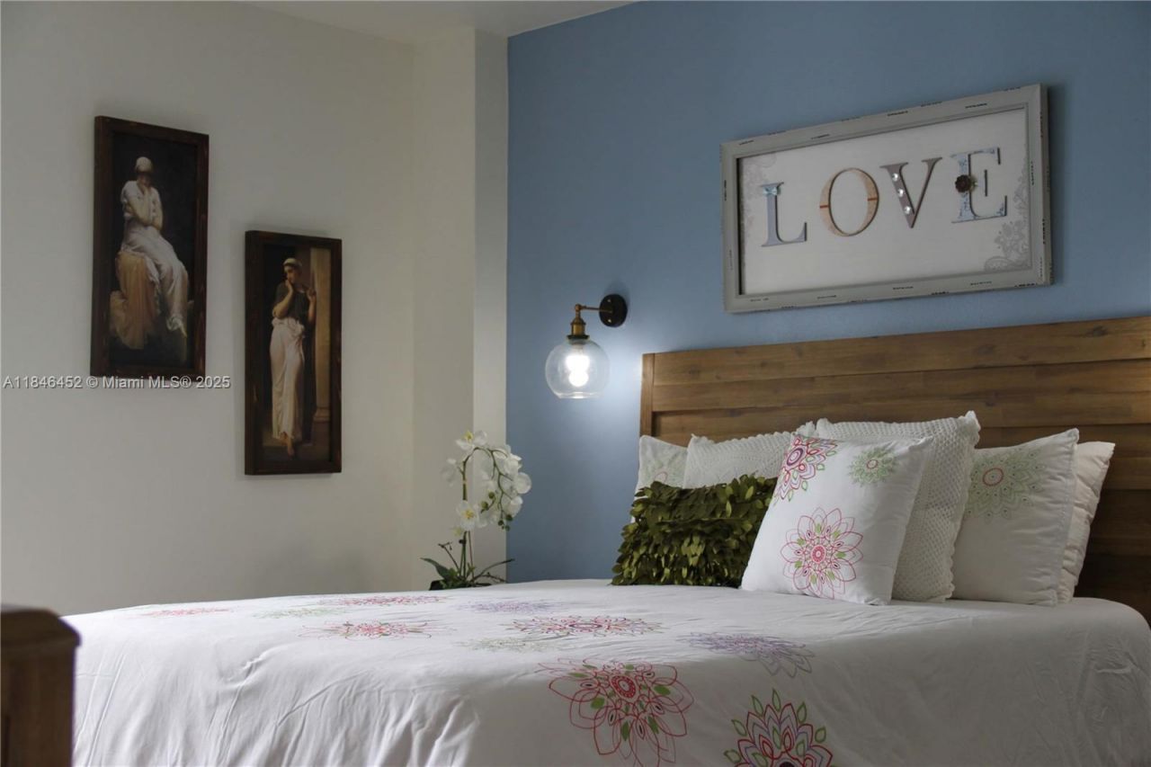 20515 E Country Club Dr, Unit 1449, Aventura, FL 33180 Photo